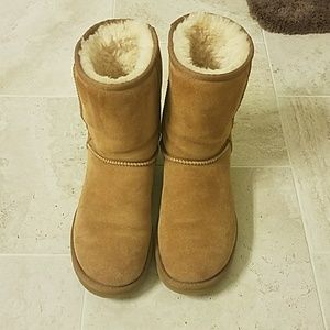 Ugg Classic Tan